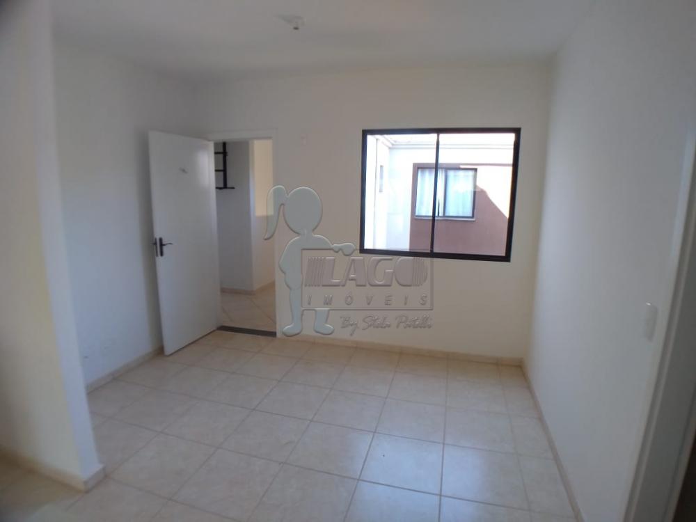 Alugar Apartamentos / Padrão em Ribeirão Preto R$ 800,00 - Foto 1