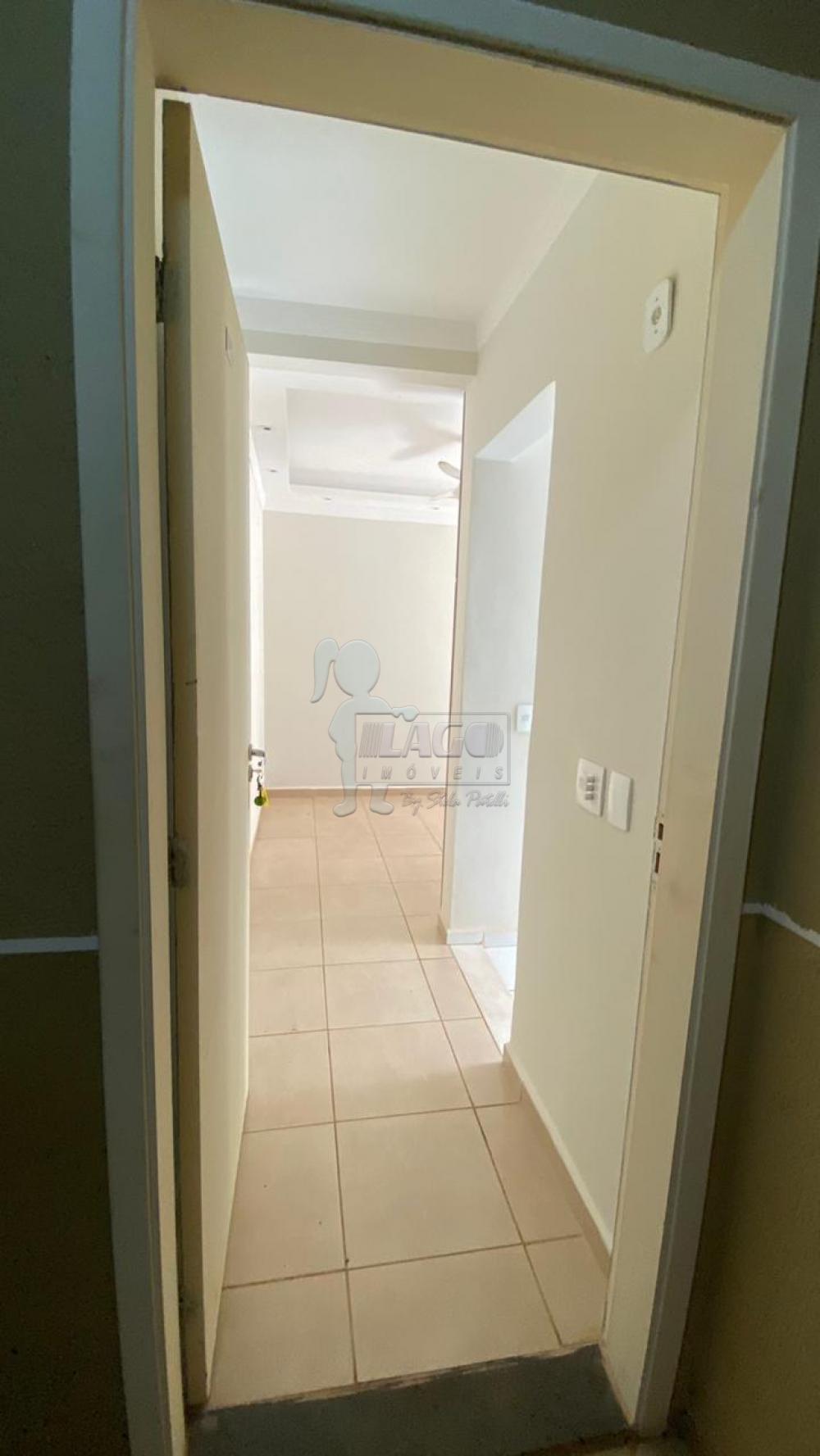 Comprar Apartamentos / Padrão em Ribeirão Preto R$ 215.000,00 - Foto 3