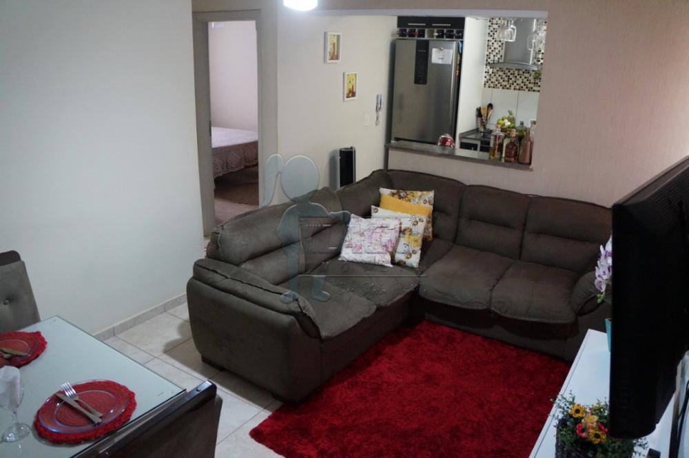 Comprar Apartamentos / Padrão em Ribeirão Preto R$ 210.000,00 - Foto 4