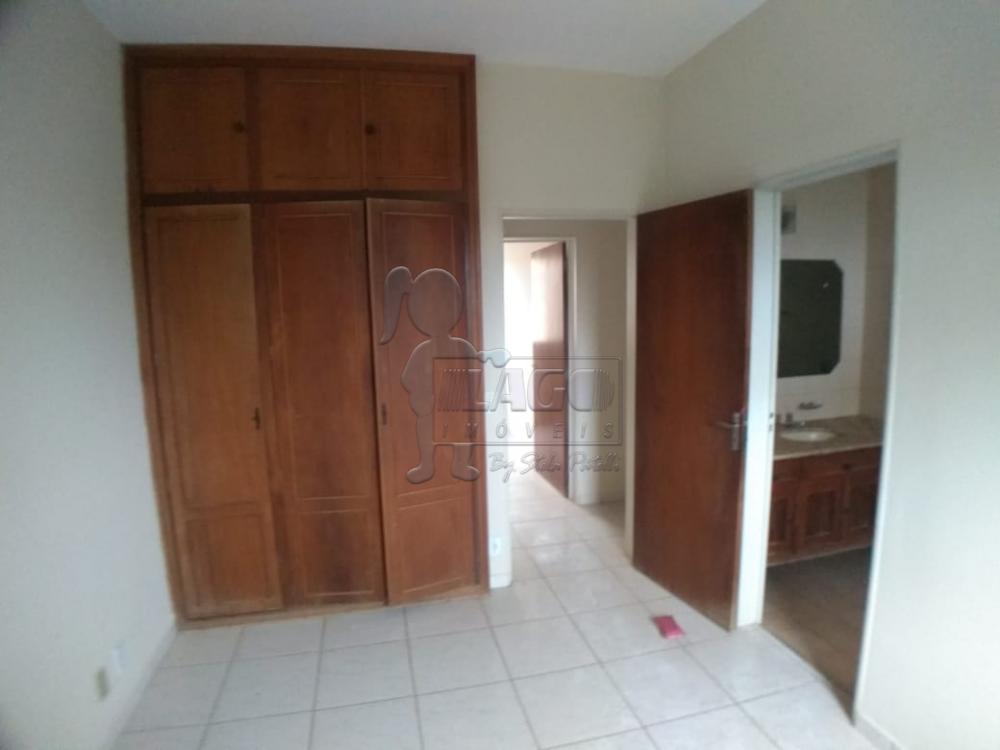 Alugar Apartamentos / Padrão em Ribeirão Preto R$ 1.300,00 - Foto 4