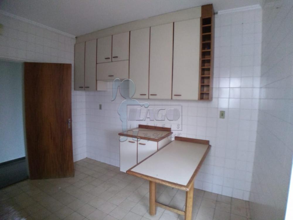 Alugar Apartamentos / Padrão em Ribeirão Preto R$ 1.300,00 - Foto 15