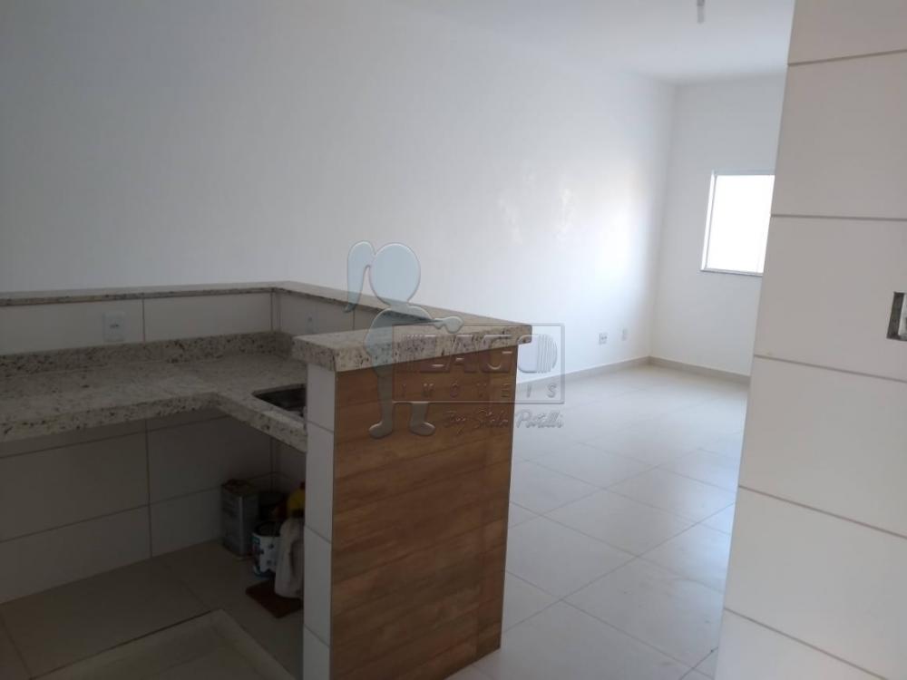 Alugar Casas / Padrão em Ribeirão Preto R$ 1.200,00 - Foto 6