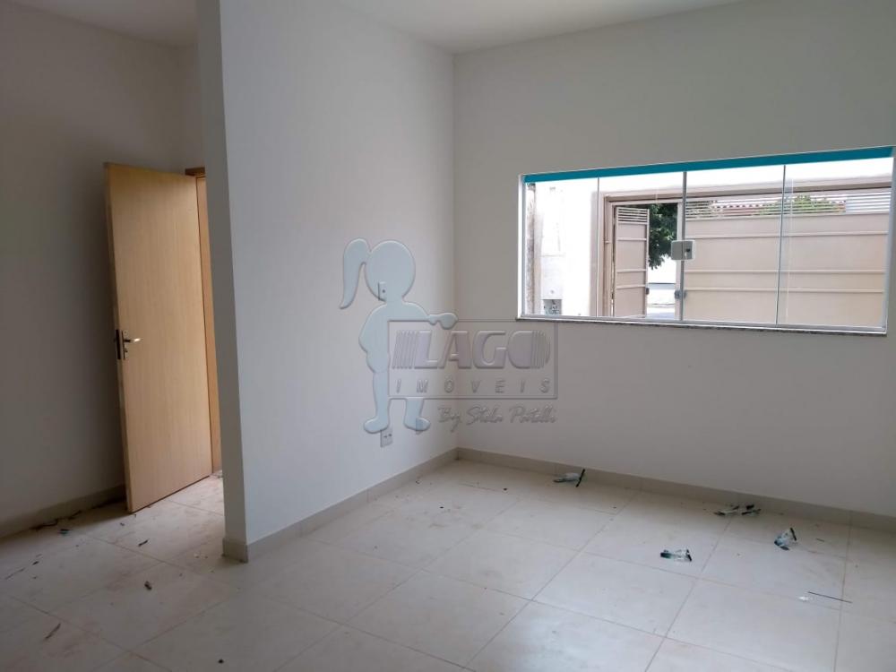 Alugar Casas / Padrão em Ribeirão Preto R$ 1.200,00 - Foto 1