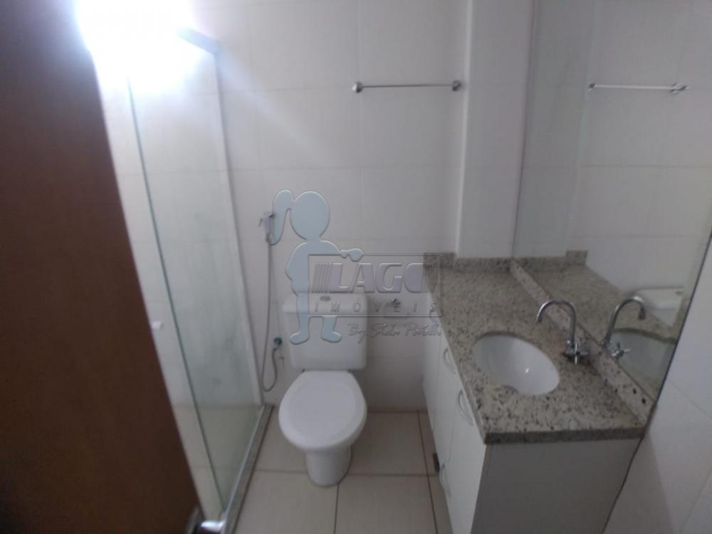 Alugar Apartamentos / Padrão em Ribeirão Preto R$ 1.200,00 - Foto 4