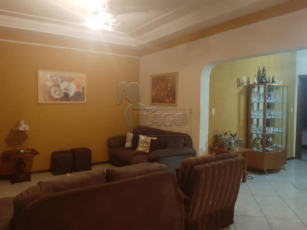 Alugar Casas / Padrão em Ribeirão Preto R$ 4.700,00 - Foto 3