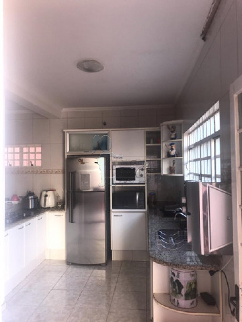 Comprar Casas / Padrão em Ribeirão Preto R$ 720.000,00 - Foto 1