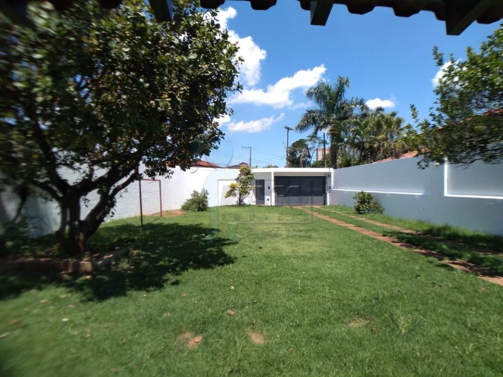 Alugar Casas / Padrão em Ribeirão Preto R$ 2.400,00 - Foto 4