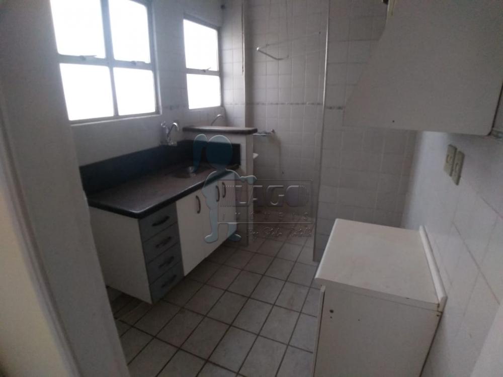 Alugar Apartamentos / Padrão em Ribeirão Preto R$ 700,00 - Foto 4