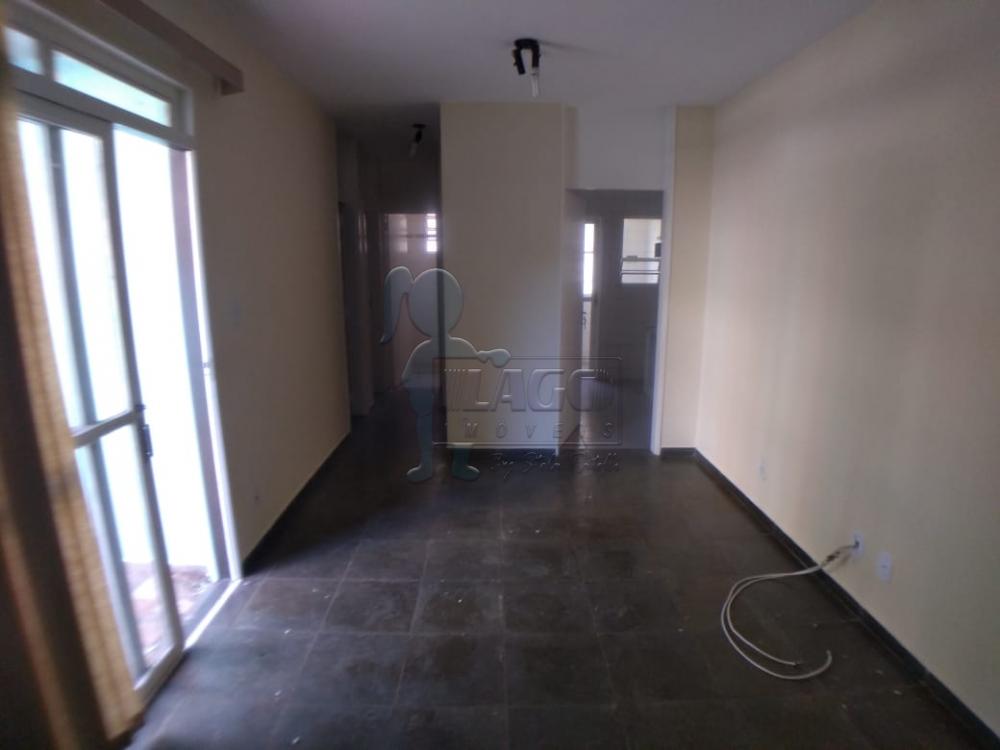 Alugar Apartamentos / Padrão em Ribeirão Preto R$ 650,00 - Foto 1