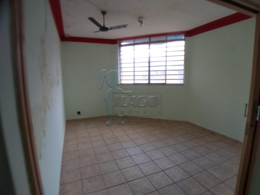 Alugar Comercial / Casa Comercial em Ribeirão Preto R$ 1.800,00 - Foto 3