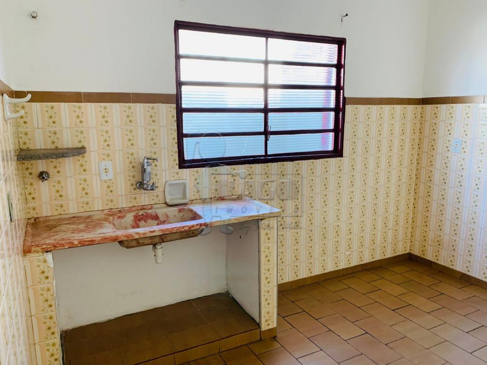 Alugar Casas / Padrão em Ribeirão Preto R$ 750,00 - Foto 13