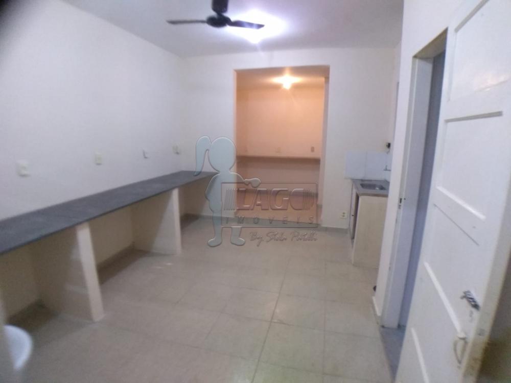 Alugar Comercial / Casa Comercial em Ribeirão Preto R$ 2.000,00 - Foto 9