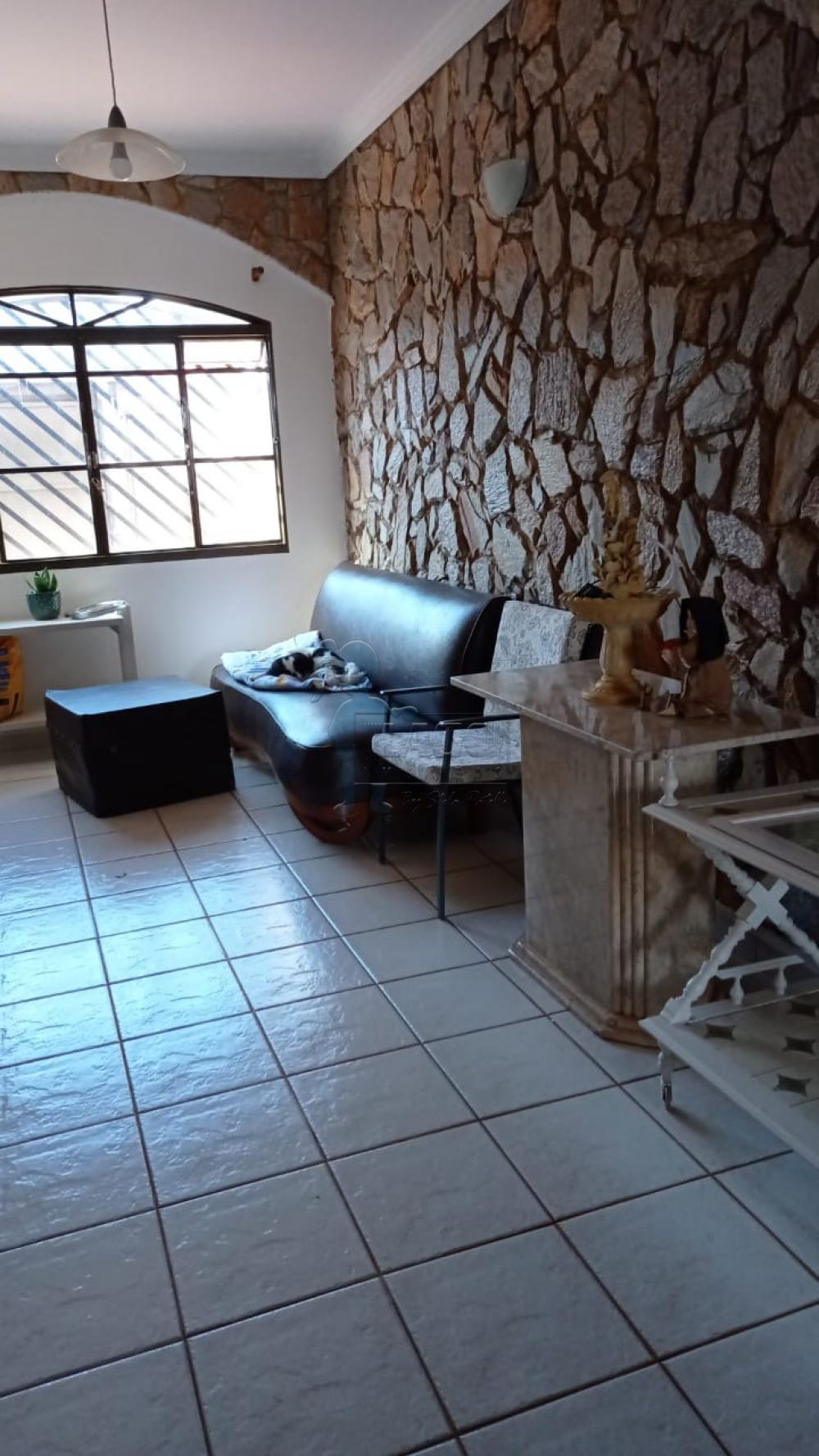 Alugar Casas / Padrão em Ribeirão Preto R$ 2.750,00 - Foto 4