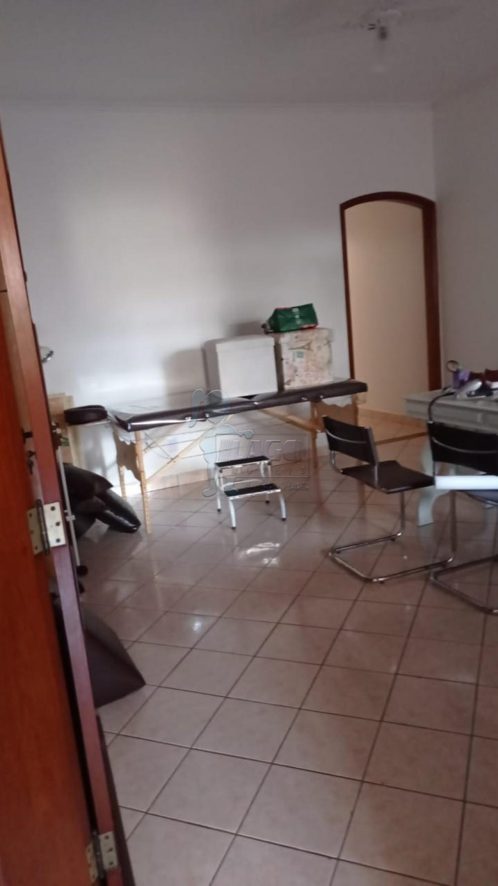 Alugar Casas / Padrão em Ribeirão Preto R$ 2.750,00 - Foto 7