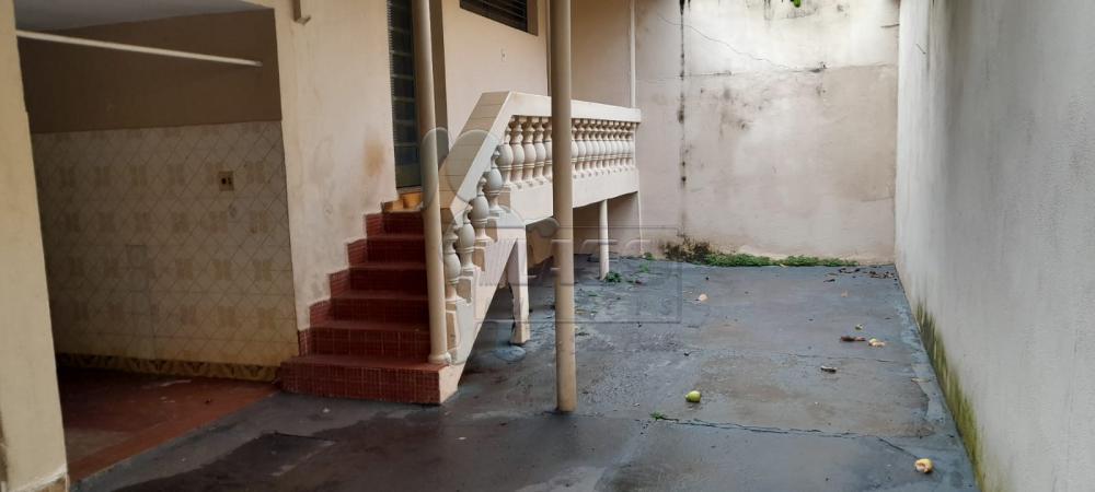 Alugar Casas / Padrão em Ribeirão Preto R$ 1.500,00 - Foto 3