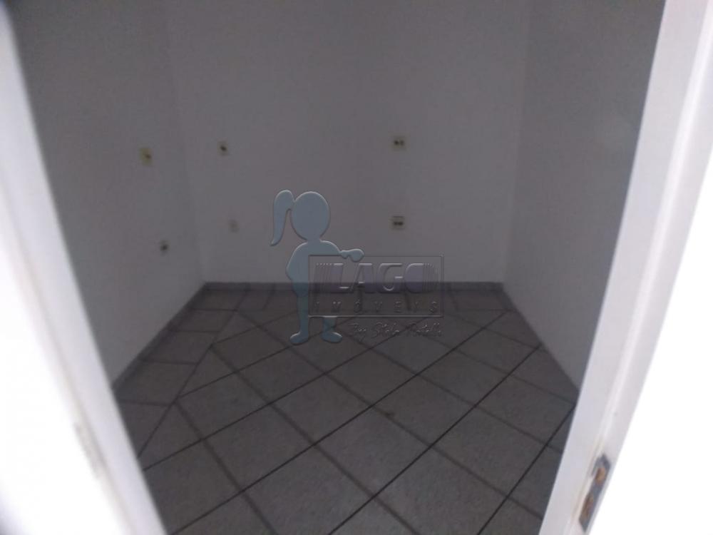 Alugar Comercial / Salão / Galpão em Ribeirão Preto R$ 650,00 - Foto 2