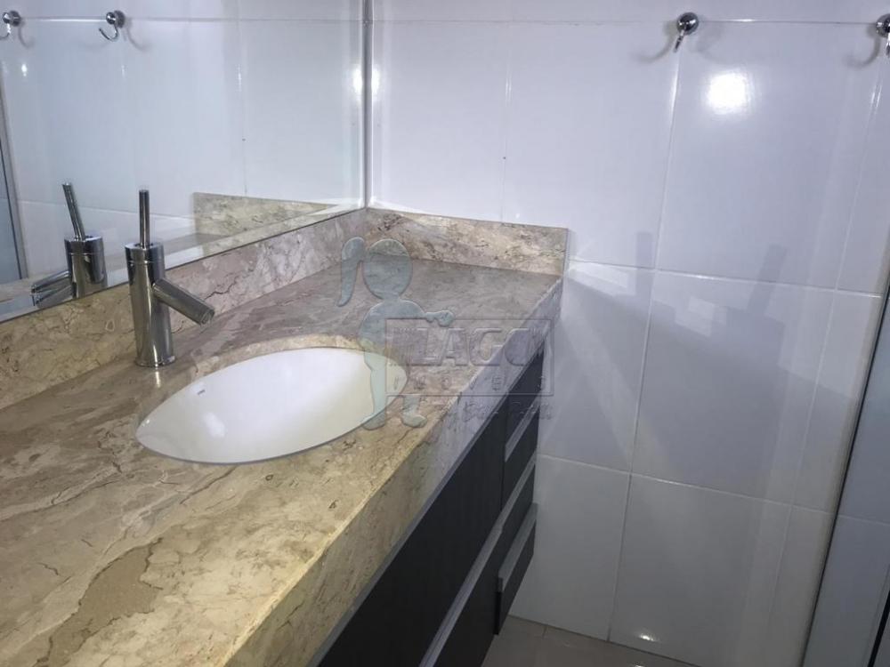 Alugar Apartamentos / Padrão em Ribeirão Preto R$ 2.050,00 - Foto 3