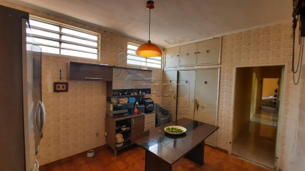 Alugar Casas / Padrão em Ribeirão Preto R$ 2.500,00 - Foto 8