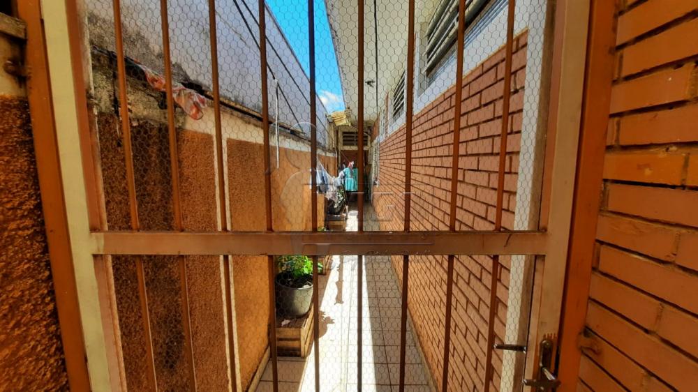 Alugar Casas / Padrão em Ribeirão Preto R$ 2.500,00 - Foto 16