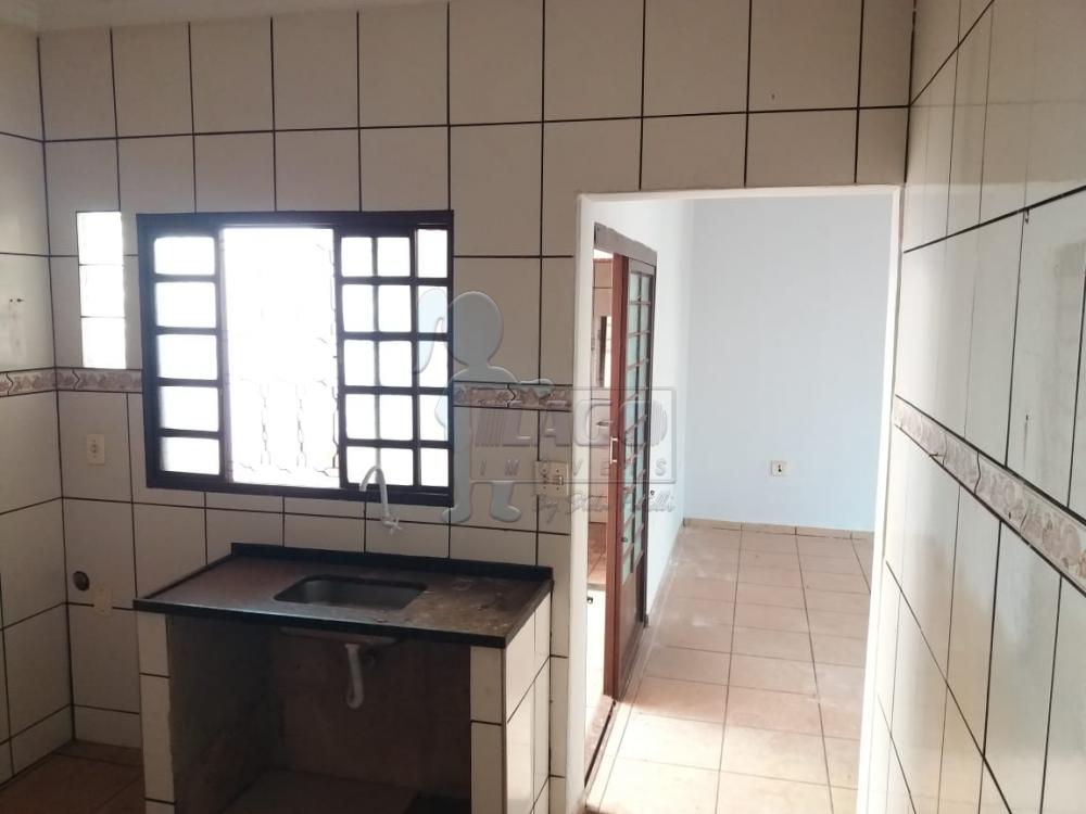 Alugar Casas / Padrão em Ribeirão Preto R$ 900,00 - Foto 7