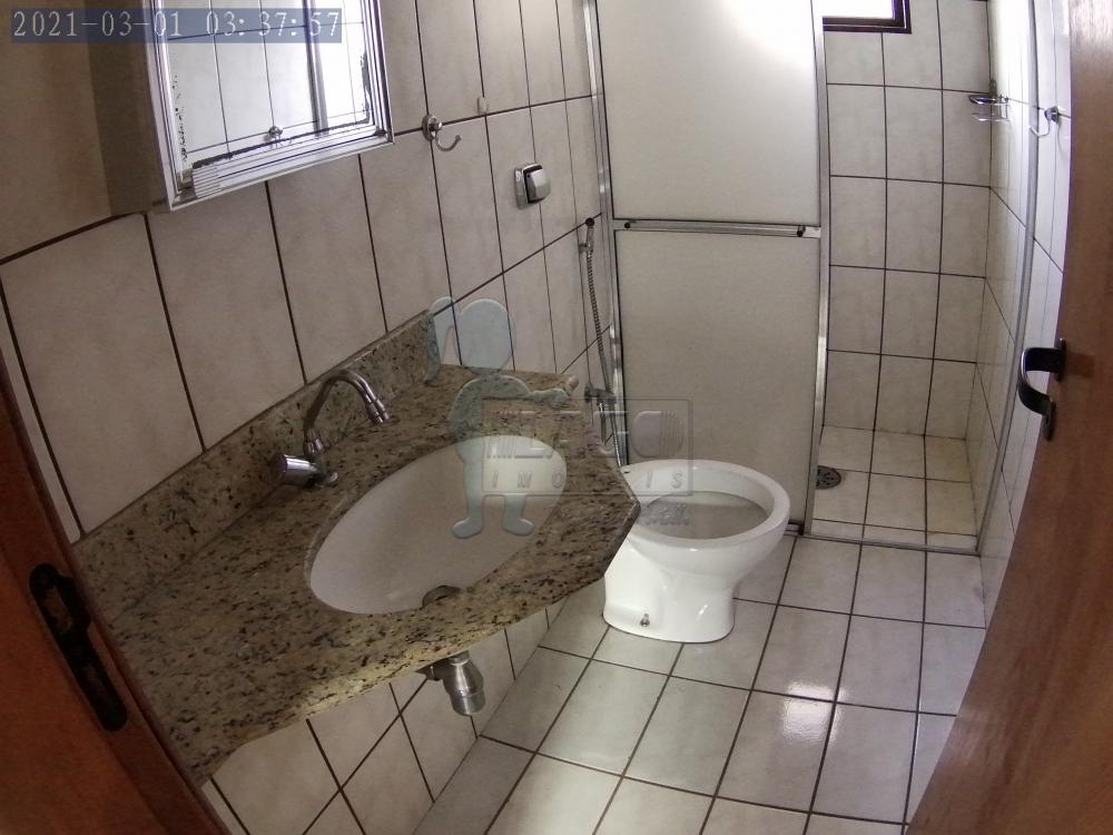 Alugar Apartamentos / Padrão em Ribeirão Preto R$ 1.200,00 - Foto 16