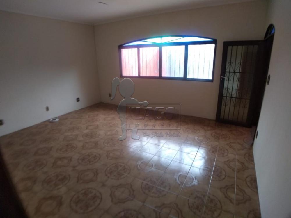 Alugar Casas / Padrão em Ribeirão Preto R$ 2.480,00 - Foto 3