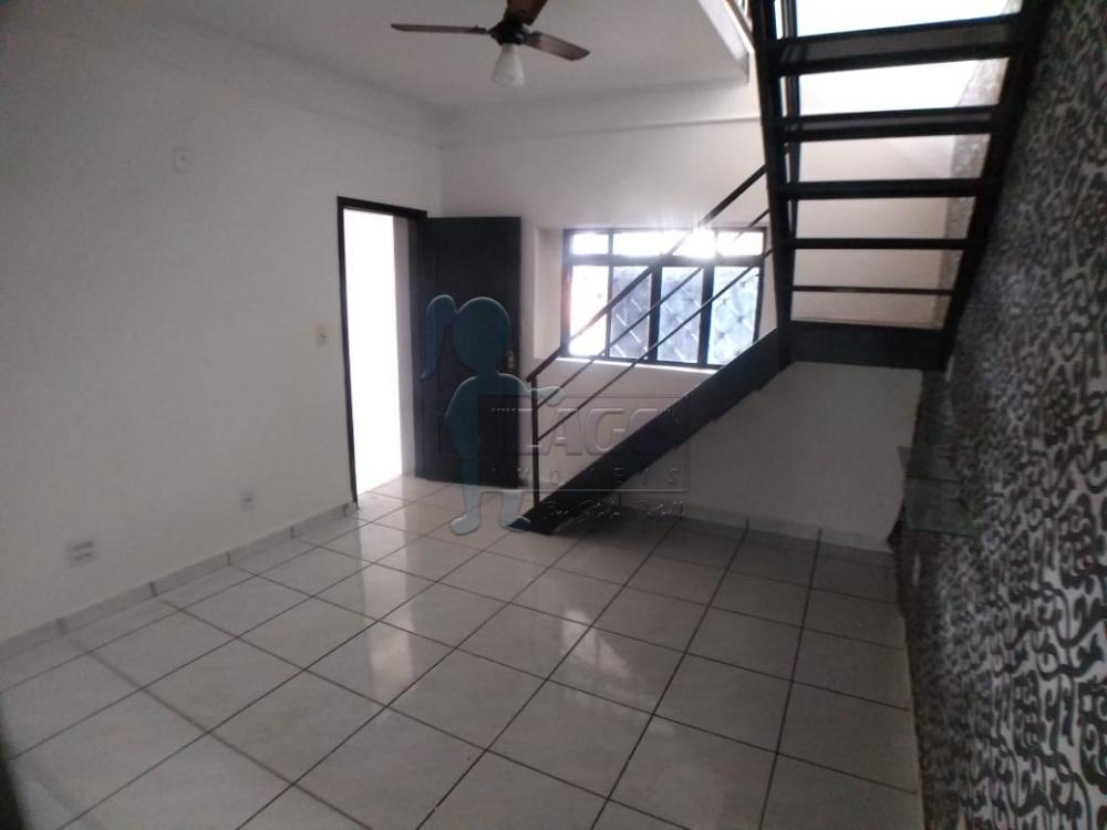 Alugar Casa / Padrão em Ribeirão Preto R$ 1.200,00 - Foto 4