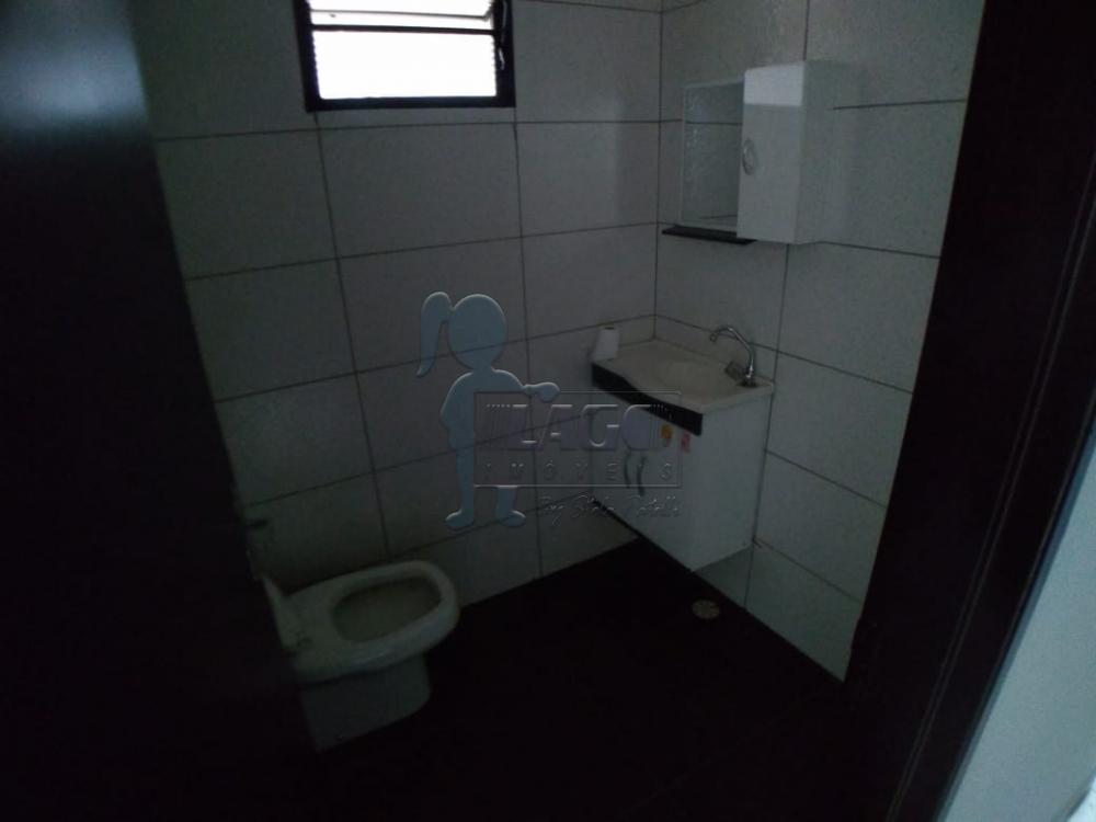 Alugar Casa / Padrão em Ribeirão Preto R$ 1.200,00 - Foto 5