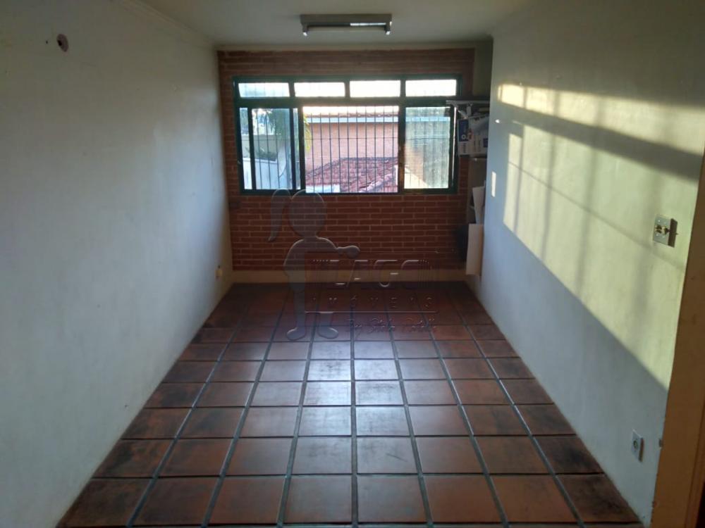 Alugar Casas / Padrão em Ribeirão Preto R$ 2.000,00 - Foto 4