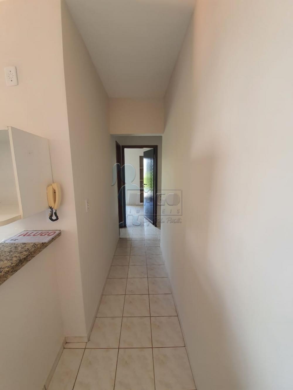 Alugar Apartamentos / Padrão em Ribeirão Preto R$ 650,00 - Foto 5