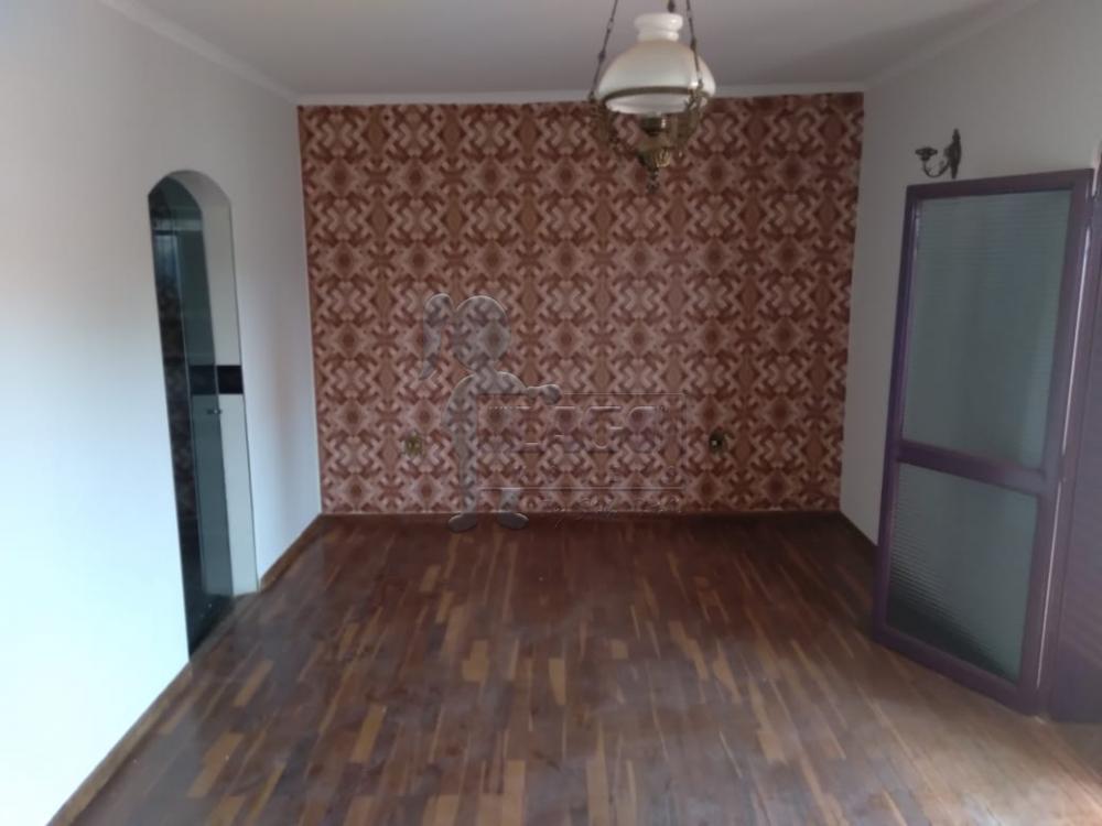 Alugar Casas / Padrão em Ribeirão Preto R$ 2.700,00 - Foto 4