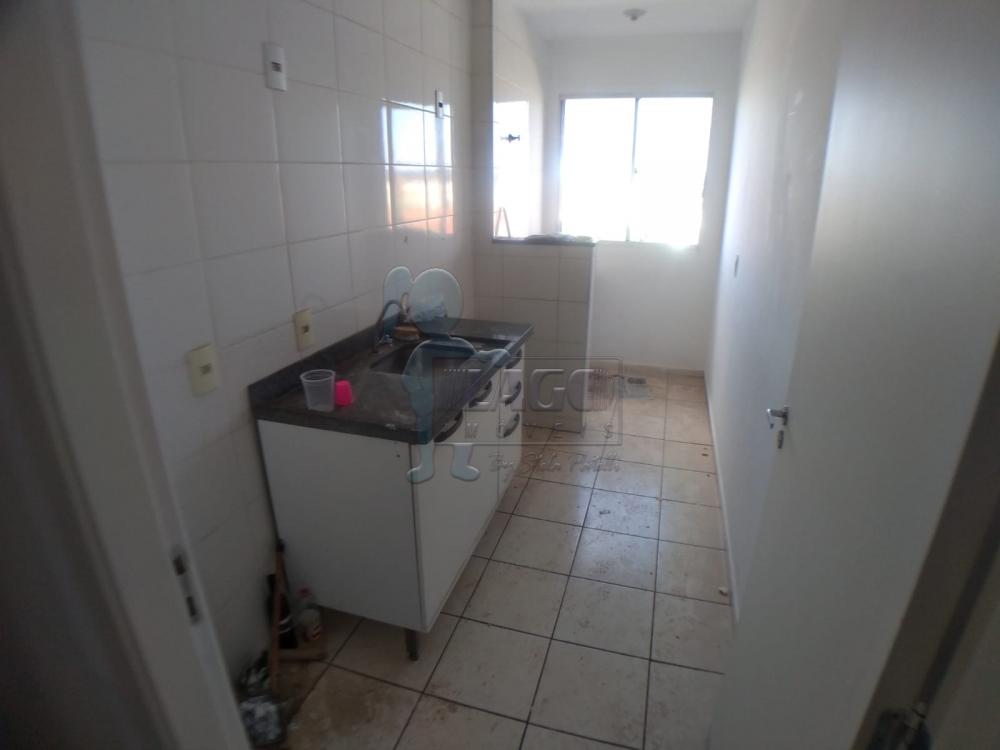 Alugar Apartamentos / Padrão em Ribeirão Preto R$ 800,00 - Foto 3