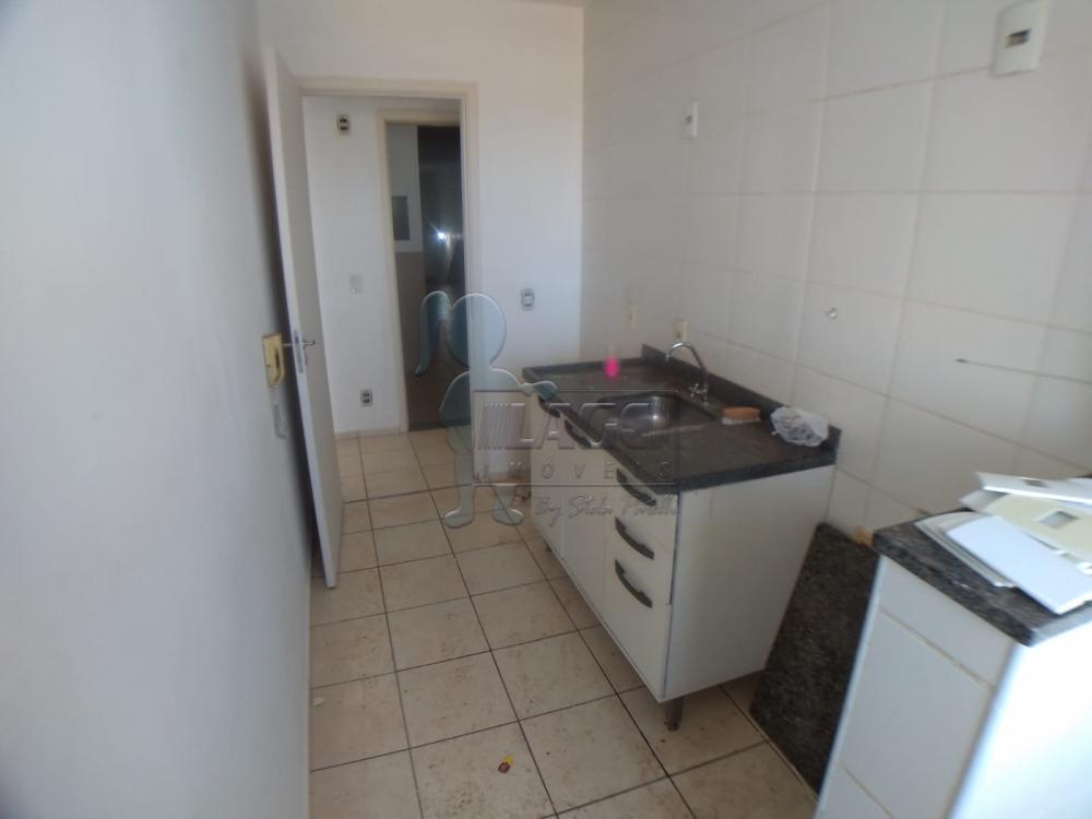 Alugar Apartamentos / Padrão em Ribeirão Preto R$ 800,00 - Foto 4