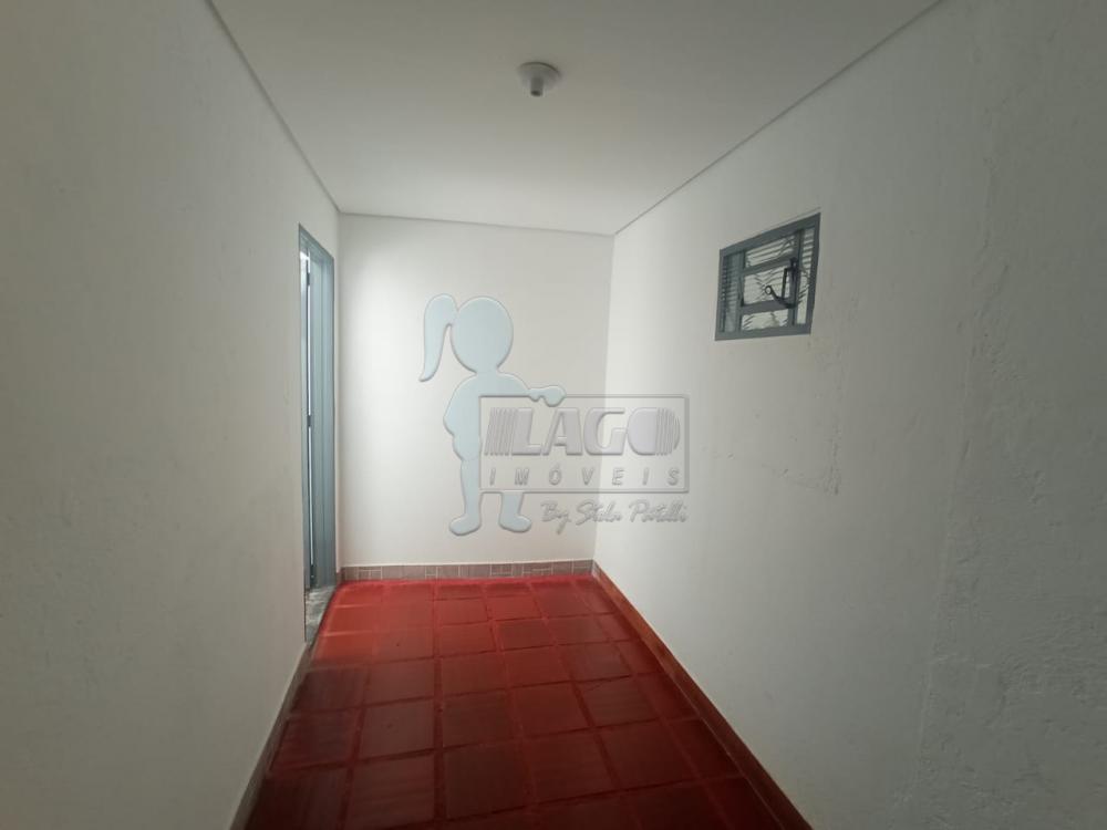 Alugar Casas / Padrão em Ribeirão Preto R$ 930,00 - Foto 3