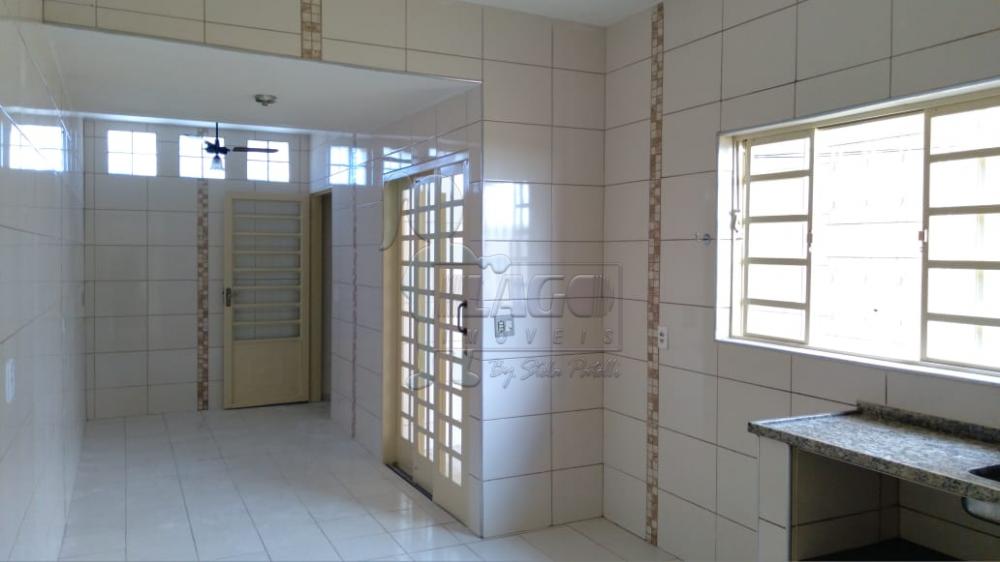 Alugar Casa / Padrão em Ribeirão Preto R$ 950,00 - Foto 9