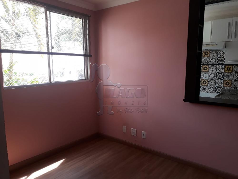 Alugar Apartamentos / Padrão em Ribeirão Preto R$ 980,00 - Foto 2