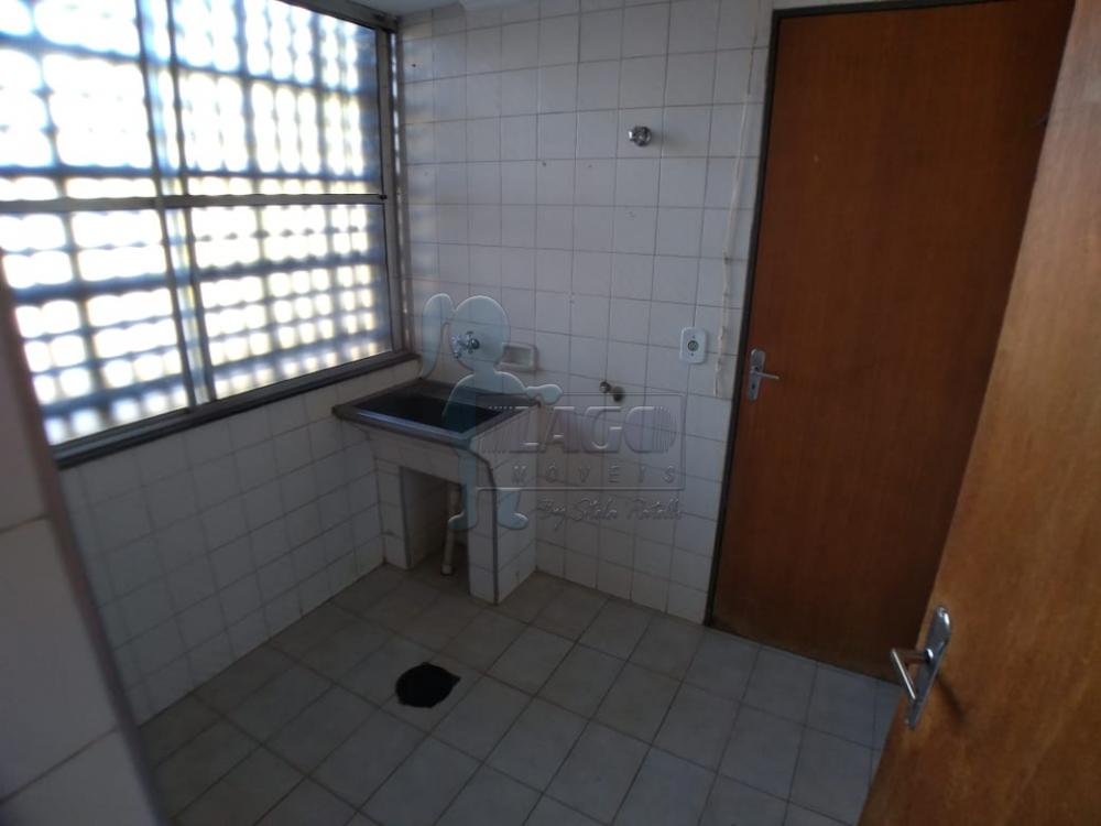 Alugar Apartamentos / Padrão em Ribeirão Preto R$ 1.150,00 - Foto 13
