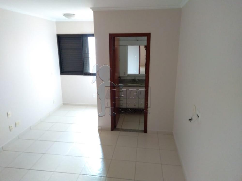 Alugar Apartamentos / Padrão em Ribeirão Preto R$ 1.700,00 - Foto 12