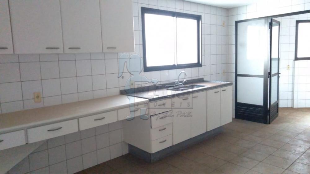 Alugar Apartamentos / Padrão em Ribeirão Preto R$ 2.800,00 - Foto 4