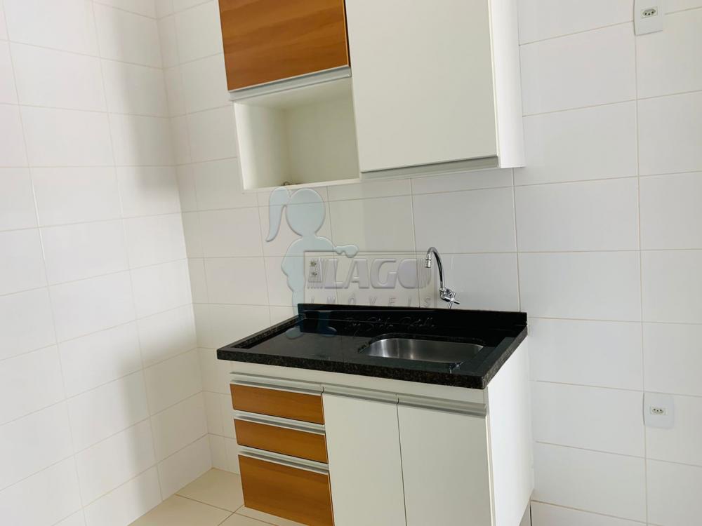 Alugar Apartamentos / Padrão em Ribeirão Preto R$ 1.400,00 - Foto 13