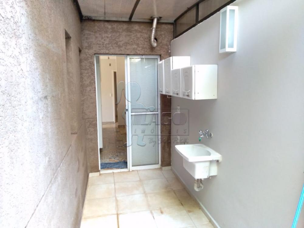 Alugar Apartamentos / Padrão em Ribeirão Preto R$ 1.600,00 - Foto 14