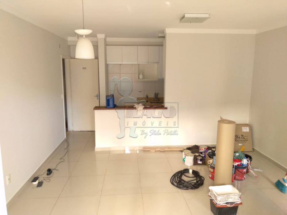 Alugar Apartamentos / Padrão em Ribeirão Preto R$ 1.600,00 - Foto 2