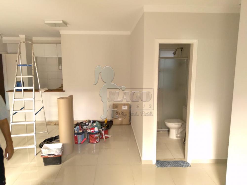 Alugar Apartamentos / Padrão em Ribeirão Preto R$ 1.600,00 - Foto 3