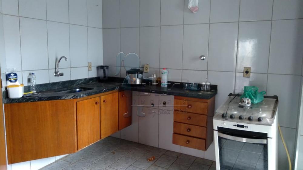 Alugar Apartamentos / Padrão em Ribeirão Preto R$ 1.200,00 - Foto 3