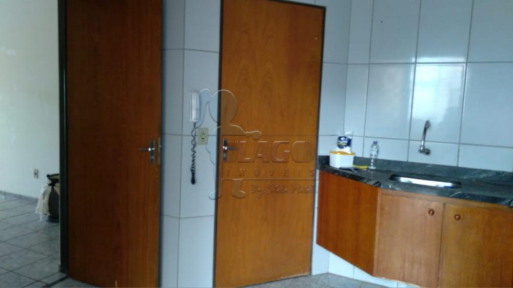 Alugar Apartamentos / Padrão em Ribeirão Preto R$ 1.200,00 - Foto 5