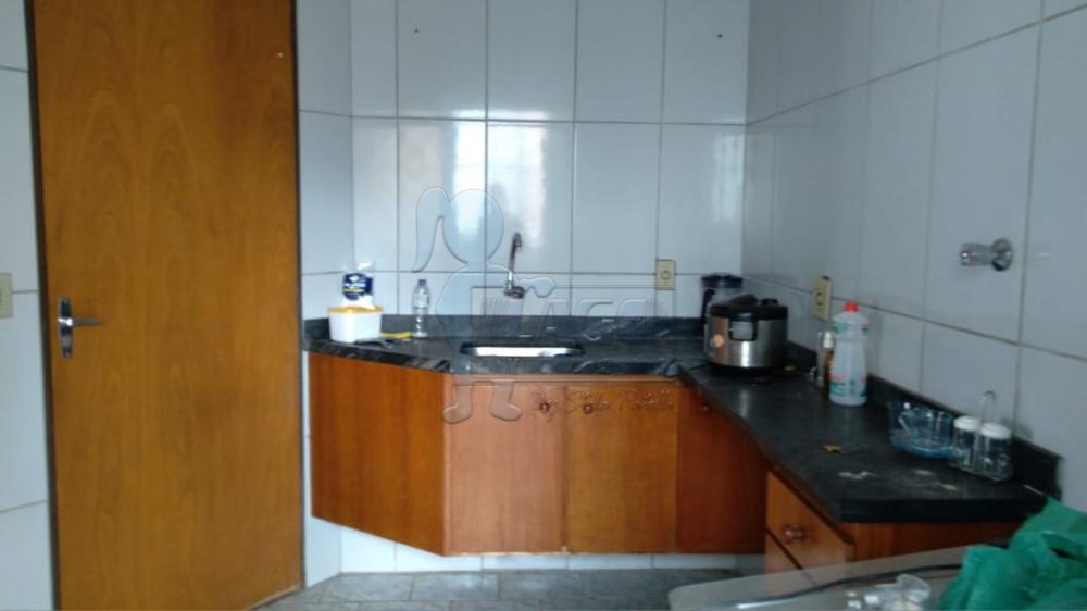 Alugar Apartamentos / Padrão em Ribeirão Preto R$ 1.200,00 - Foto 6