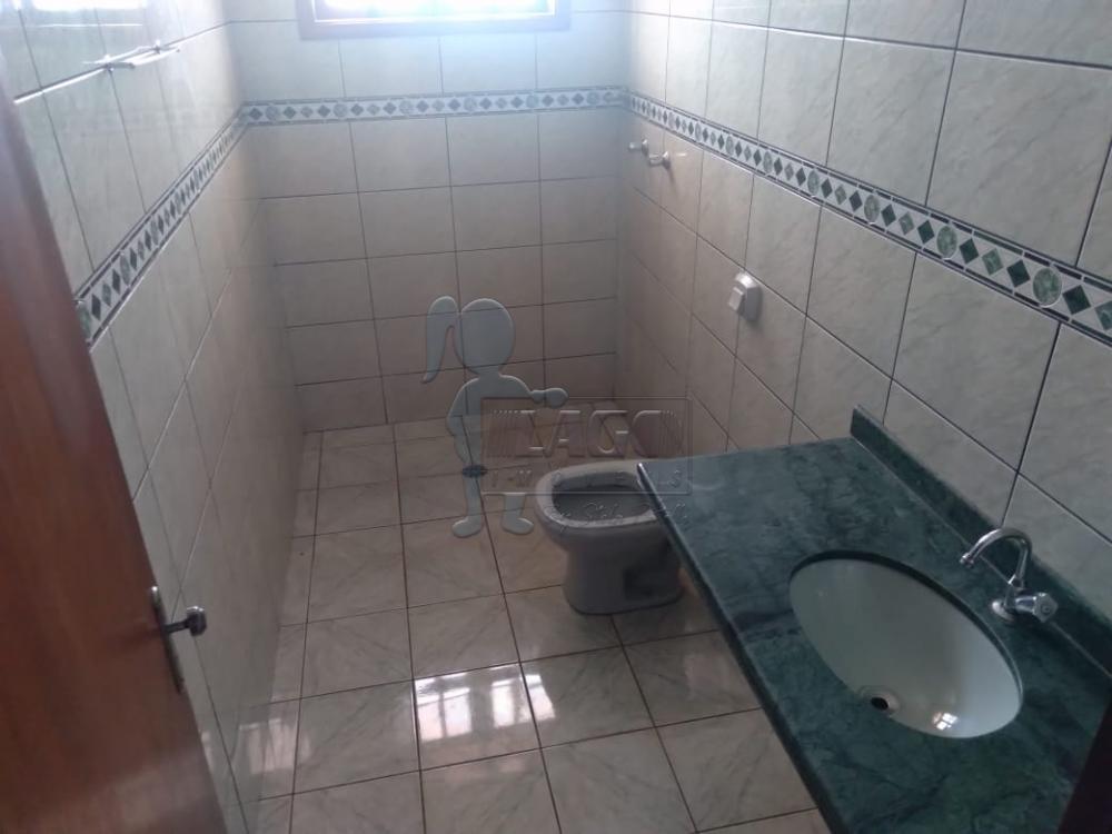 Alugar Casas / Padrão em Ribeirão Preto R$ 1.200,00 - Foto 5