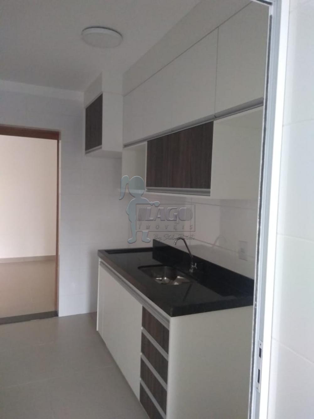 Alugar Apartamentos / Padrão em Ribeirão Preto R$ 1.600,00 - Foto 2