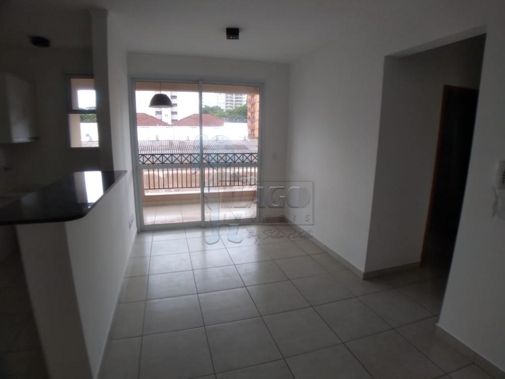 Alugar Apartamentos / Padrão em Ribeirão Preto R$ 1.350,00 - Foto 1