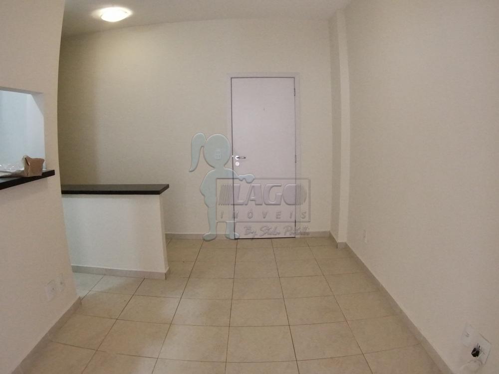 Alugar Apartamentos / Padrão em Ribeirão Preto R$ 1.100,00 - Foto 3